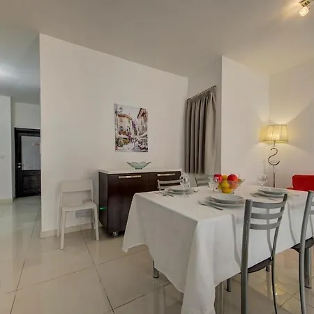 A Unique And Charming Two Bedroom In St Julians