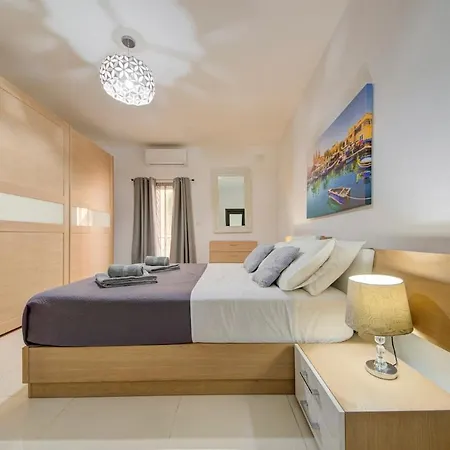A Unique And Charming Two Bedroom In St Julians * St. Paul's Bay