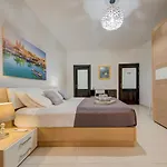 아파트 A Unique And Charming Two Bedroom In St Julians