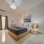 아파트 A Unique And Charming Two Bedroom In St Julians *