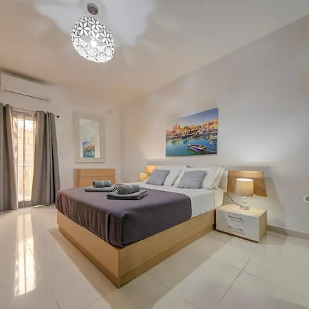 דירה A Unique And Charming Two Bedroom In St Julians *