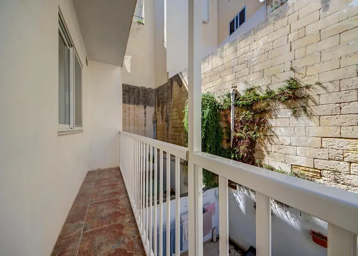 Appartement A Unique And Charming Two Bedroom In St Julians St. Paul's Bay