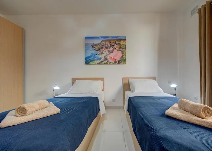 A Unique And Charming Two Bedroom In St Julians *